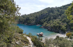 Yanıklar Koyu: Fethiye’nin Saklı Cenneti – Doğa ile Baş Başa Bir Kaçamak Rehberi Yanıklar Koyu