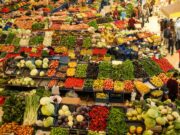 Ege’nin Yerel Pazarları Rehberi: Hangi Gün, Nerede Ne Bulunur?